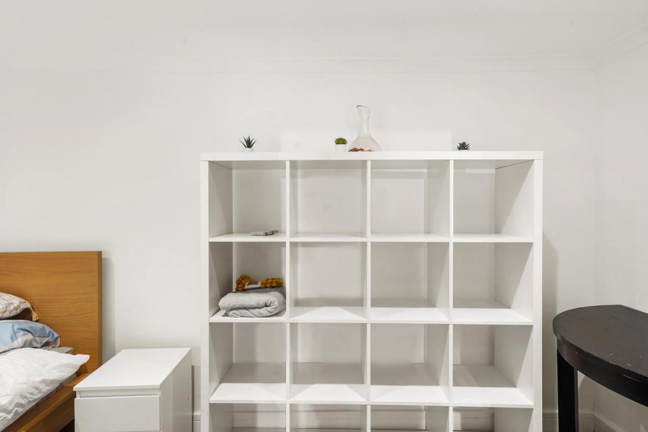 Modern One Bedroom Apartments In Brighton ภายนอก รูปภาพ