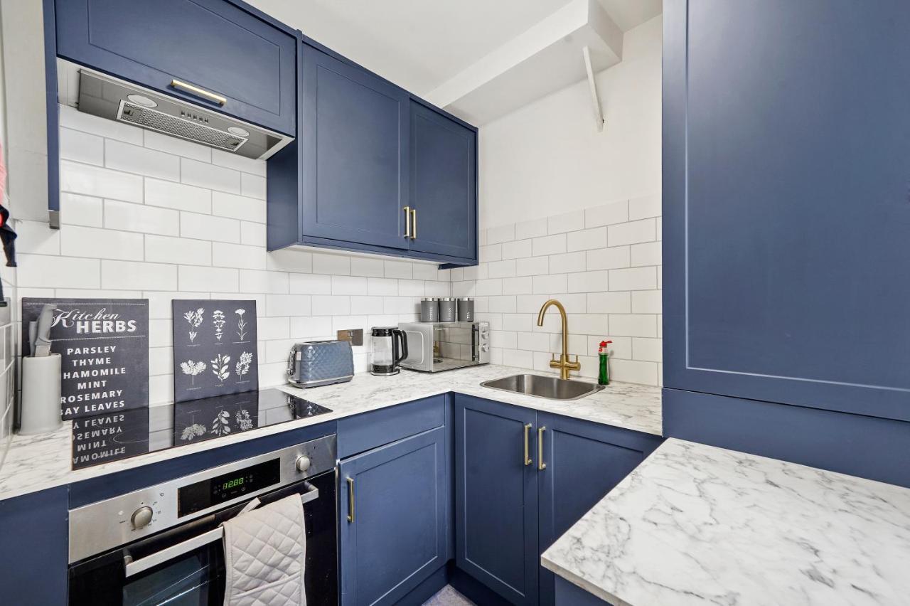 Modern One Bedroom Apartments In Brighton ภายนอก รูปภาพ