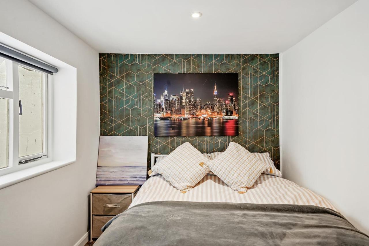 Modern One Bedroom Apartments In Brighton ภายนอก รูปภาพ