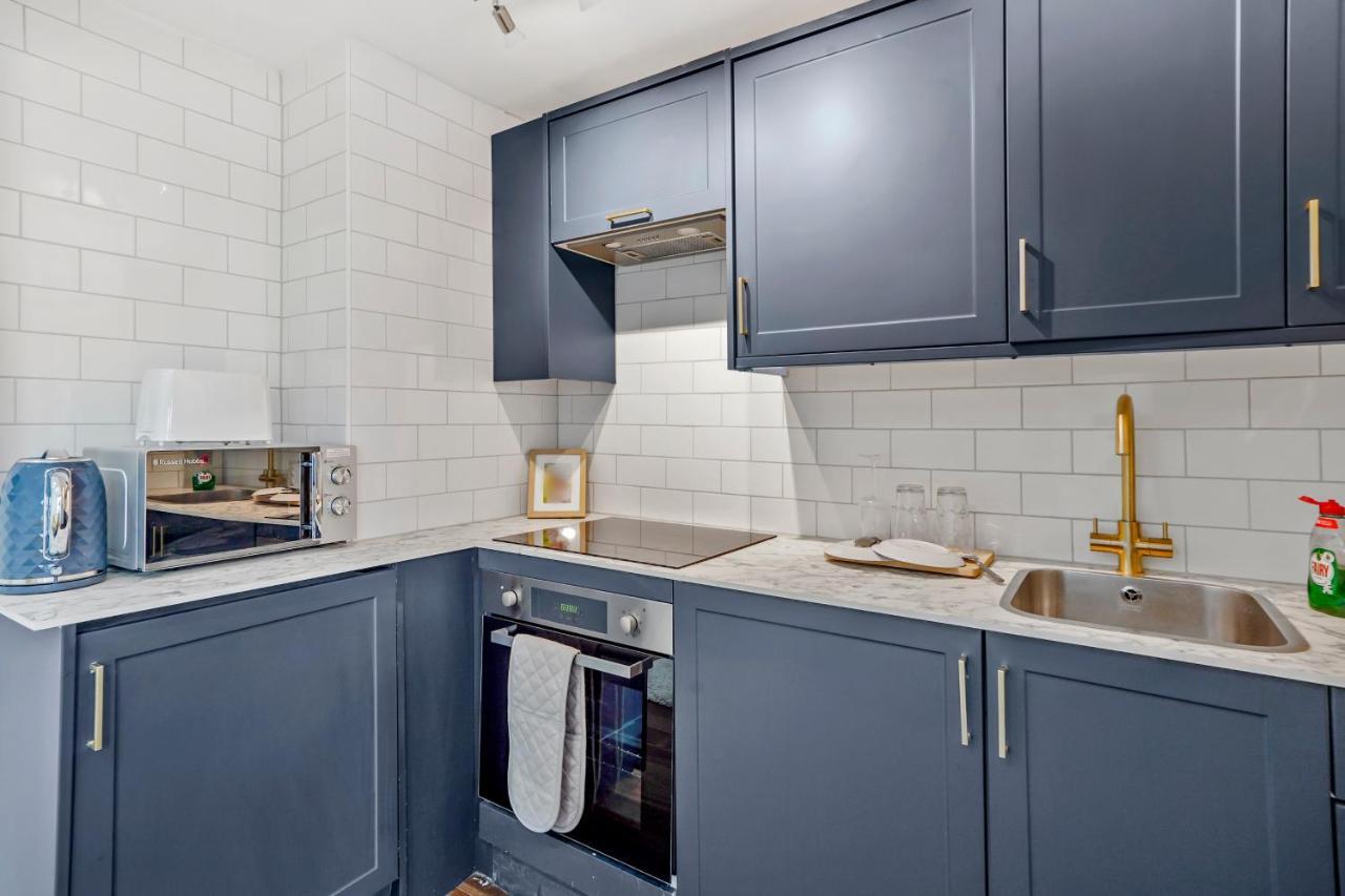 Modern One Bedroom Apartments In Brighton ภายนอก รูปภาพ