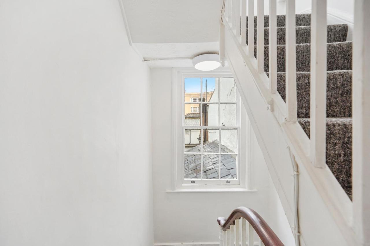Modern One Bedroom Apartments In Brighton ภายนอก รูปภาพ